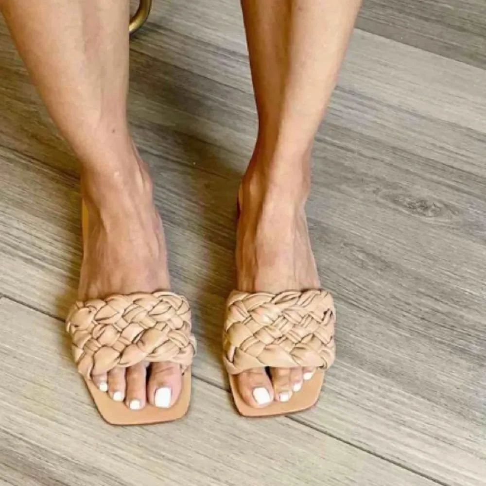 Summer flats   - Picture 2 of 12
